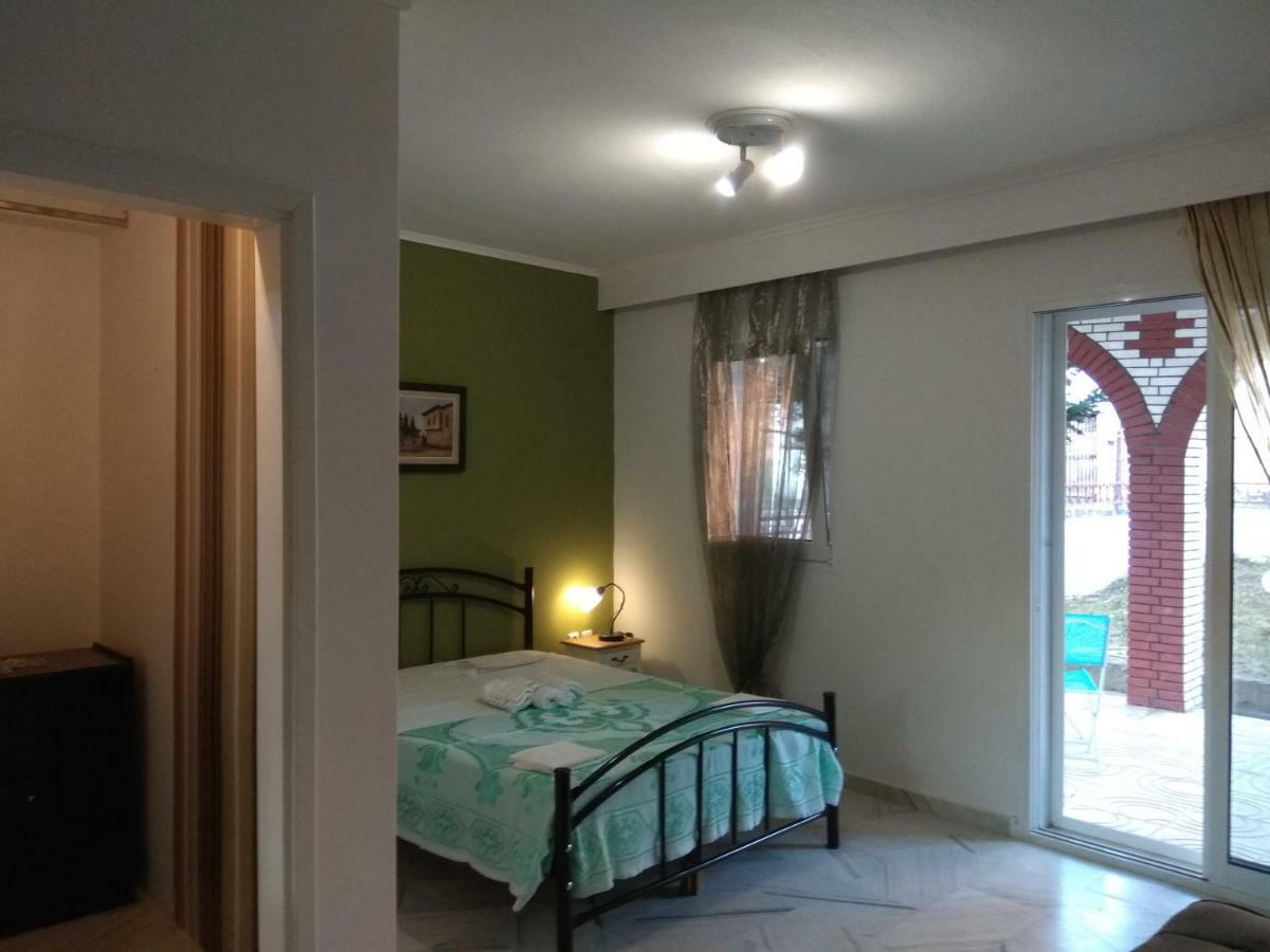 Apartment Agnanti Apts And
